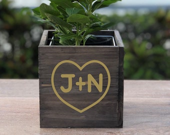 Personalized Initials Wood Planter Box ~ Heart ~ Love ~ Wedding Decor ~ Wedding Centerpiece ~ Anniversary ~ Valentine's Day Gift ~ Flowers