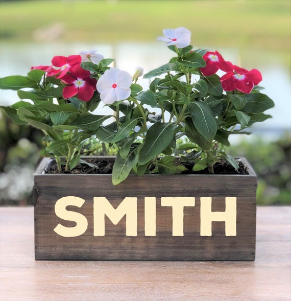 Personalized Wood Planter Box ~ Family Name ~ Any Name or Word ~ Anniversary ~ Wedding Centerpiece ~ Rustic Decor ~ Home Decor ~ Gift