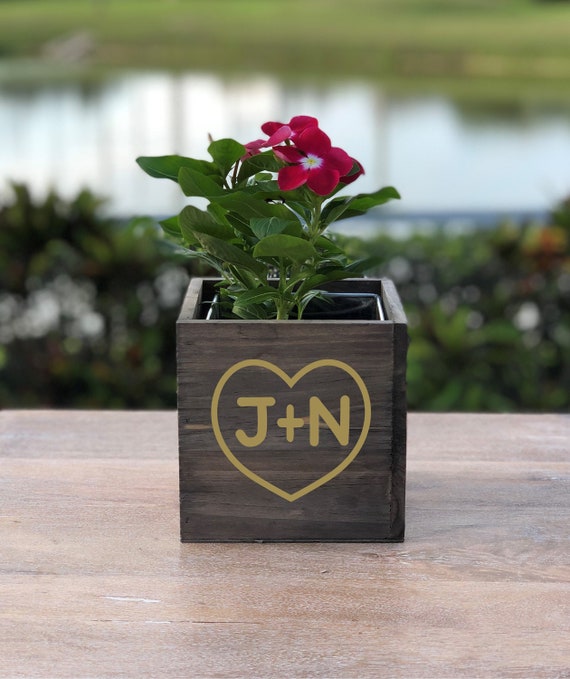 Personalized Initials Wood Planter Box ~ Heart ~ Love ~ Wedding Decor ~ Wedding Centerpiece ~ Anniversary ~ Valentine's Day Gift ~ Flowers