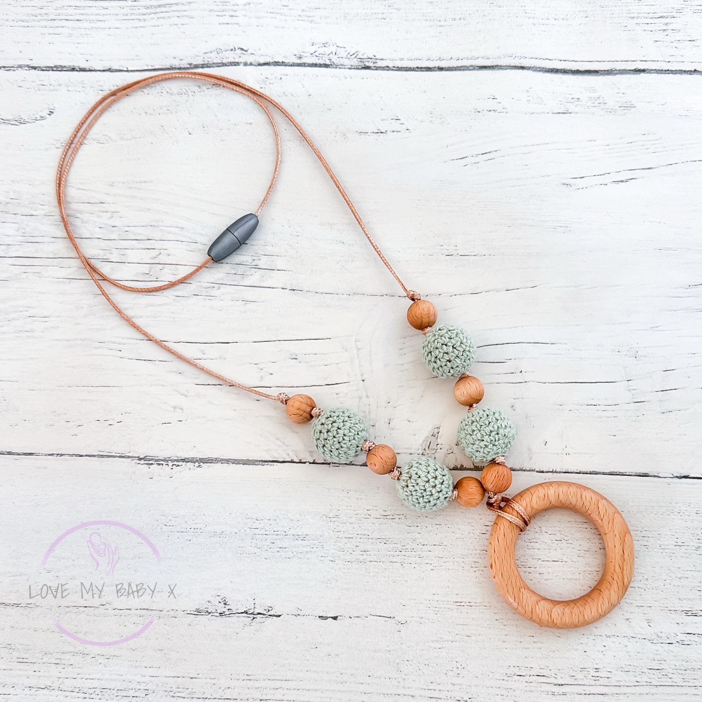 Natural Textured Wooden Feeding Necklace, Nursing fidget Necklace, New Mother Gift, Best Mum Gift, Personalised breastfeeding distraction