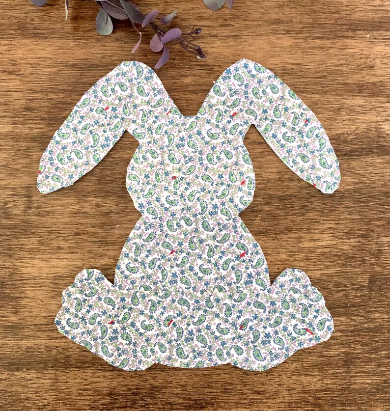 Vintage Quilt Appliqued Piece Shape of Floppy Ear Bunny/rabbit Hand Cut ...