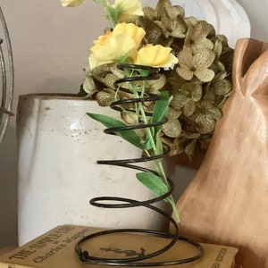 Vintage Antique Coil Chair Bed Spring DIY Project Home Decor Project Rusty Chippy Primitive American Farmhouse Country Living Decor