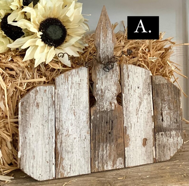 Rustic Primitive Pumpkin Salvaged Wood Old Wooden Picket Chippy White ...
