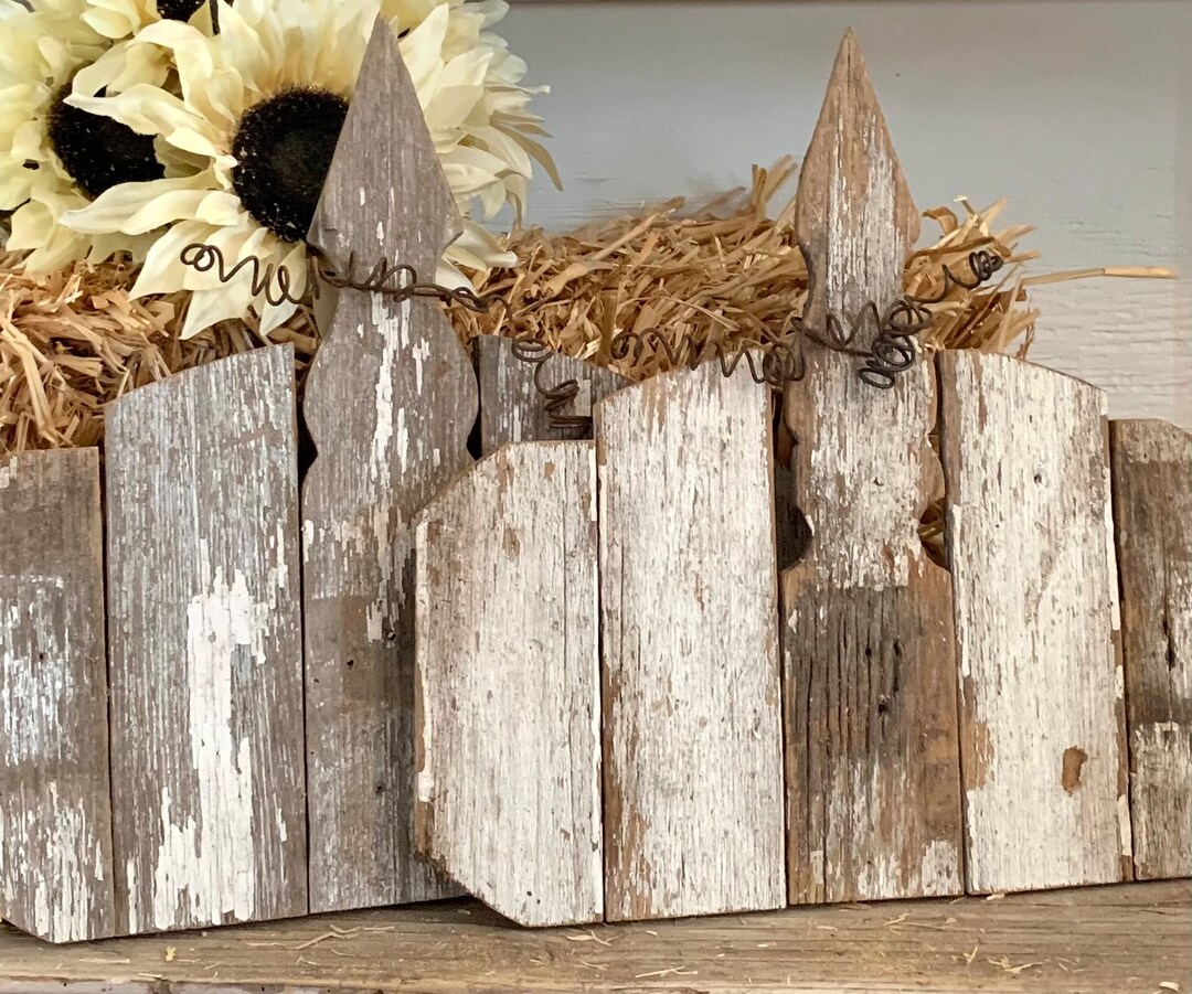 Rustic Primitive Pumpkin Salvaged Wood Old Wooden Picket Chippy White ...
