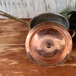 Vintage Copper Saucepan and Lid w/ Brass Handles Rustic American Farmhouse Cottagecore Vintage Pots Pans Strainers Bowls Farmhouse Kitchen