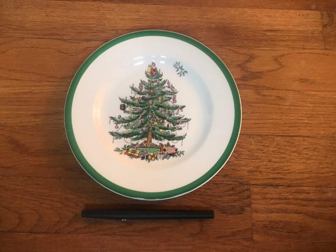 Spode Christmas Tree Salad Plate Green Trim White Body Santa Ornaments