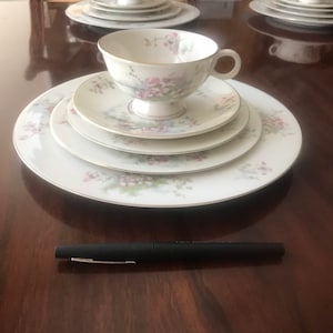 Theodore Haviland Apple Blossom New York Place Setting Dinner Salad BB Plate Cup Saucer Floral Print Cream Rim Gold Trim Made in America