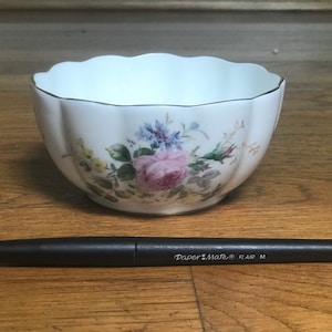 Royal Doulton Arcadia  Flower Petal Bowl Round Floral Print Pink Blue Flowers Gold Trim on Rim Footing White Body Scalloped Made In England