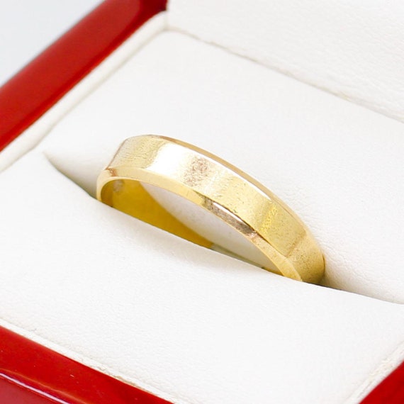 Men's 18ct Yellow Gold Textured Engraving Ring, W… - image 1
