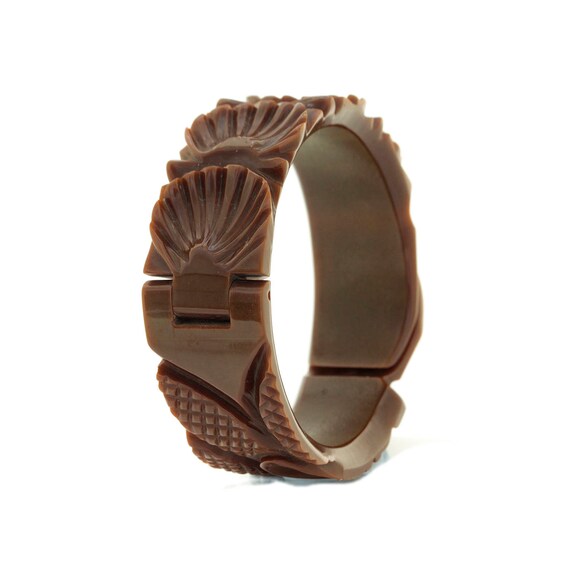 1930s Vintage Art Deco Carved Bakelite Bangle. Ant