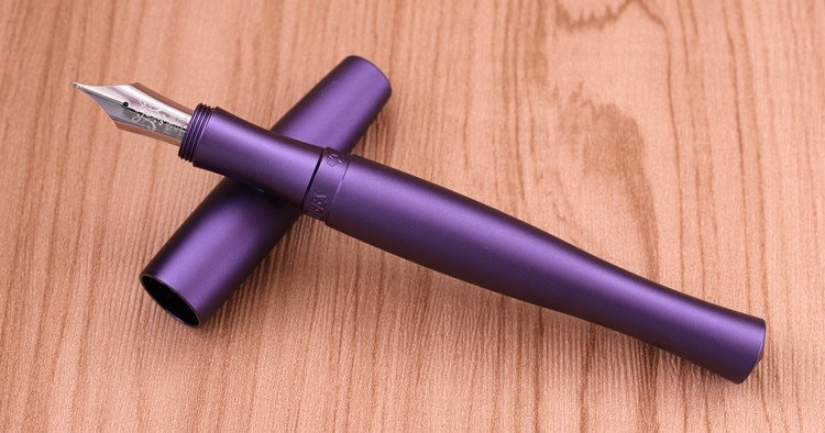 Cased 323 Purple Cloud Fine Fountain Pen PenBBS No 