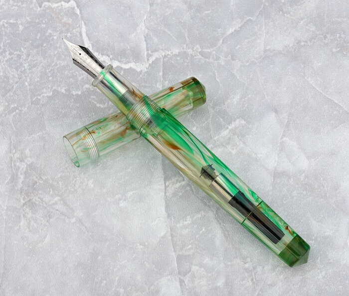 PENBBS 491 Acrylic Fountain Pen - 31 Aurora F nib