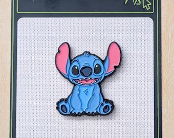 Stitch Magnetic Needle Minder – Blue Alien Cross Stitch Accessory – Embroidery Keeper