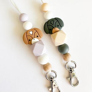Sausage dog lanyard / dog lanyard/ puppy lanyard/ Labrador lanyard / dog keychain / dog bead / teacher lanyard