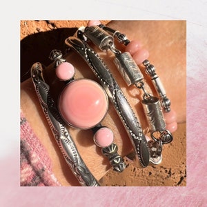 Louis Vuitton LV Beads Bracelet Pink Multicolor in Plexiglass/Opal