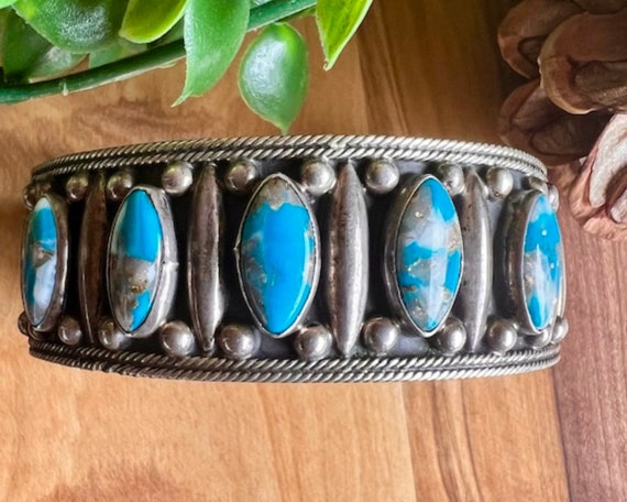 Native Vintage Sterling Silver Turquoise Row Cuff… - image 2