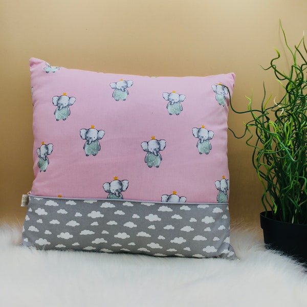 Coussin et sa housse éléphant, déco éléphant, coussin enfant, coussin deco, décoration bébé, coussin éléphant,  thème éléphant,