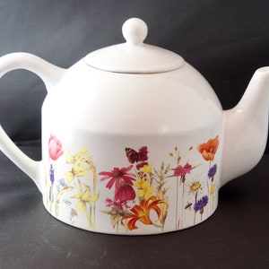 Wildflower Meadow Floral Teapot - Maryjolein Bastin - Hallmark - White and Flower Teapot - Country Kitchen- Tea Lover Gift