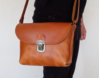 Personalized Crossbody leather bag,Brown Shoulder bag,women bag, Mother day gift,Girlfriend gift