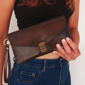 Women's Wristlet Handbag,Wristlet Clutch Wallet,Leather women wallet,Cell Phone Bag with Card Slots,Long Purse with Wristlet