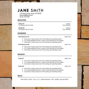 Puede incluir: Una plantilla de curr&iacute;culum vitae en blanco y negro con el nombre Jane Smith en la parte superior. El curr&iacute;culum incluye secciones para educaci&oacute;n, experiencia, proyectos y habilidades. La secci&oacute;n de habilidades enumera HTML & CSS, Python, Java, C++, Adobe Photoshop, PHP, MySQL y Microsoft Office.