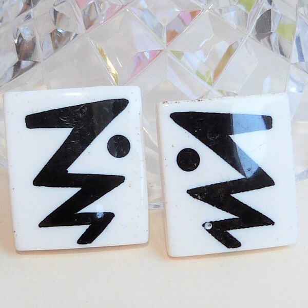 80s Geometric Vintage clip-on earrings, vintage jewellery, retro earrings, plastic costume 80s party,