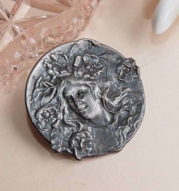 Vintage Art Nouveau Lady Head face Brooch, Authen… - image 1