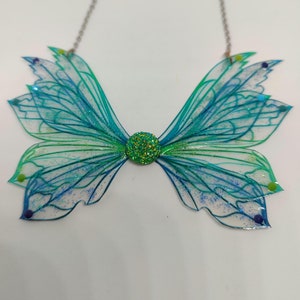 Joias de borboleta em resina - Pingente exclusivo feito à mão - Um presente da natureza e da elegância