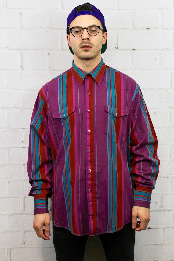 Men Long-Sleeve Vertical Stripes Button Down Shirt Snap-Front