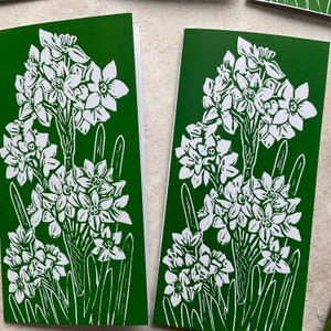 Papier weiße Narzisse Linoldruck, Geburtstagskarte weiße Blume, weiße Winterblume Hochzeitskarte, Linoldruck Blumenkarte.