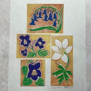 Impression linogravure imprimée à la main, fleurs sauvages, jacinthes des bois, impression linogravure, violette, art de fleurs sauvages.