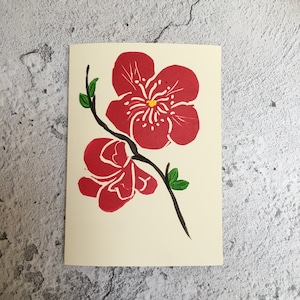 赤い花のカード、日本のマルメロ、桜の手描きオリジナルカード、春夏の誕生日グリーティングカード