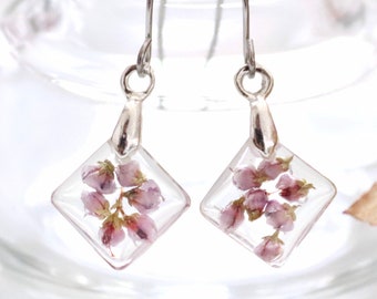 Boucles d’oreilles en fleurs avec bruyère pourpre en résine époxy, vraies fleurs, en forme de diamand, crochets d’oreille en acier inoxydable