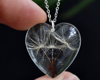 Flower Necklace: heart pendant with real dandelion seeds in transparent epoxy resin, stainless steel chain, adjustable length