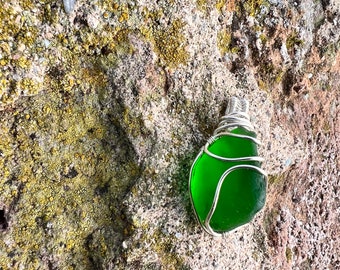 Scottish green sea glass swirl design pendant - Handmade in Scotland