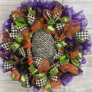 Halloween wreath for front door, fall wreaths for front door, pumpkin wreaths for front door, colorful Halloween wreaths, spooky wreath,