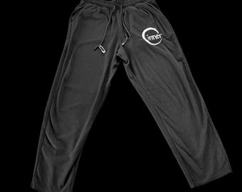 Czarne spodnie dresowe z recyklingu | Cinner Babe Original Streetwear | Niestandardowy detal graficzny