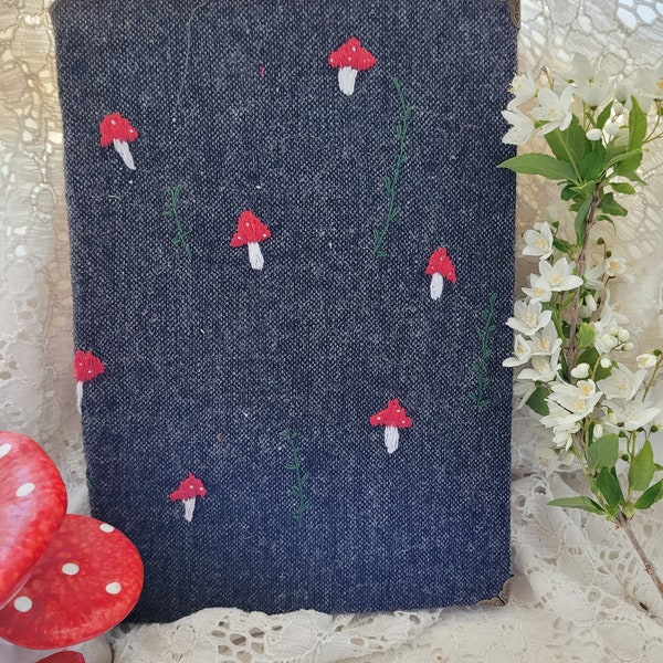 Carnet Fait main modèle unique couverture champignon et broderie carnet d'écriture, carnet de dessin, Carnet , produit français Notebook