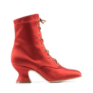 Woman costume shoe, Belle Epoque woman shoe, historical woman boots, Paoul Sarah (art. 736)