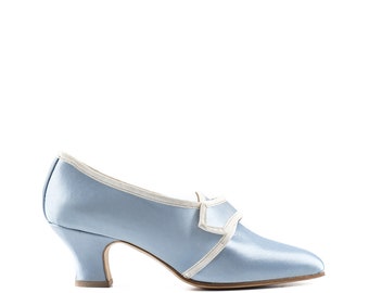Settecento scarpe storiche donna in raso azzurro modello 738_50T Paoul Marie Antoinette