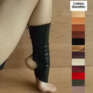 leren beenkappen in de kleur van uw keuze en zwarte stof, OP MAAT GEMAAKT voor circus (trapezelaarzen, aerial hoop stoffen, beenkappen, aerial boots)