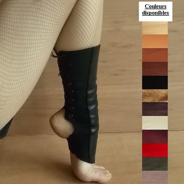 guetre en cuir couleur au choix et tissus noir, SUR MESURES pour cirque (bottes de trapeze tissus cerceau aerien, gaiters, aerial boots)