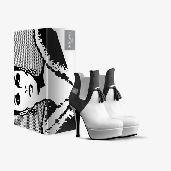 Elle She a ColorBlock « Stunner » Boot | 2019
Elle She She She a ColorBlock « Stunner » Boot | 2019
b13f2e