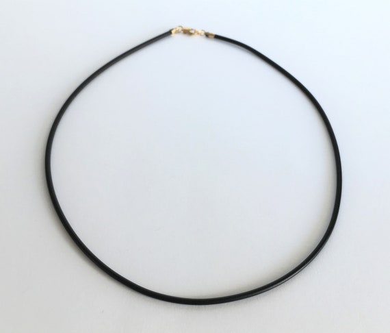 Caoutchouc et or or or rempli Collier / cordon en caoutchouc 2 mm fini RAS de cou / fabrication de bijoux d’approvisionnement bricolage / pour pendantes pendentif Charm 501f2b Caoutchouc et or or or rempli Collier / cordon en caoutchouc 2 mm fini RAS de cou / fabrication de bijoux d’approvisionnement bricolage / pour pendantes pendentif Charm 501f2b