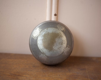 Art Nouveau round box, silver-plated metal jewelry box, storage box, collection, jewel box