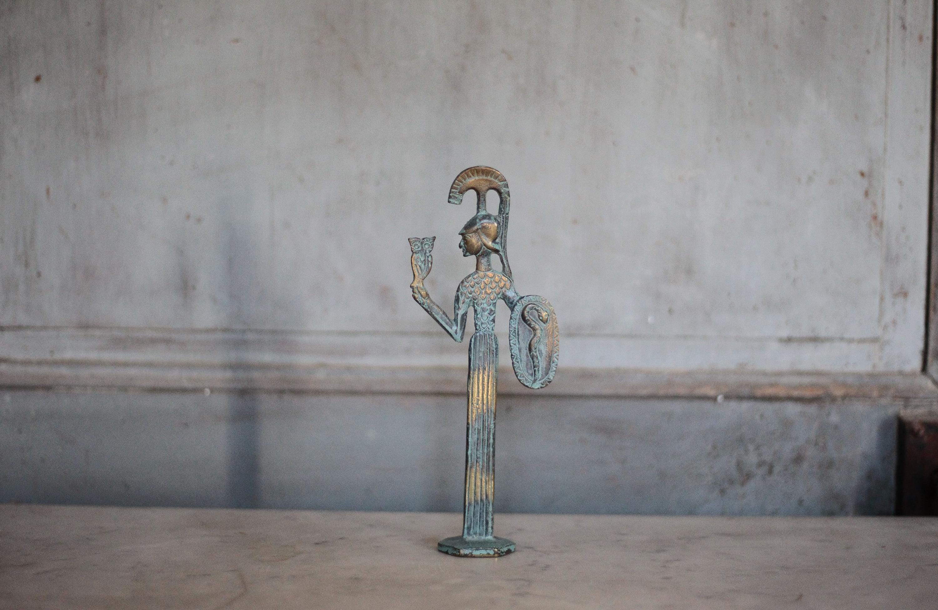 Statue étrusque France