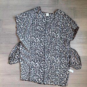 Vestido estampado de leopardo de Together Anthropologie, talla M imagen 7