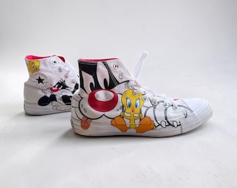 Converse x Looney Tunes Chuck Taylor Sylvester & Tweety High Top Sneakers