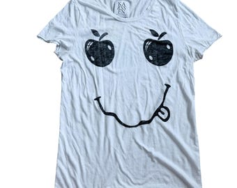 Zoe Karssen White Graphic Smile Apple T-Shirt Medium