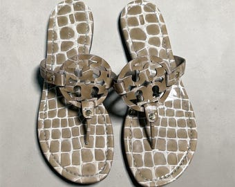 Tory Burch Miller Croc Embossed Thong Sandals Size 9